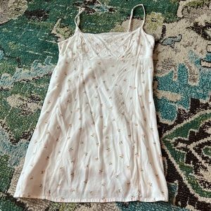BRANDY MELVILLE BACK TIED SUNDRESS (a line)